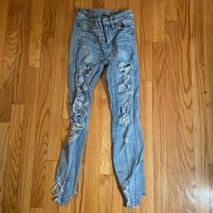 American Eagle Short Ripped Jeans